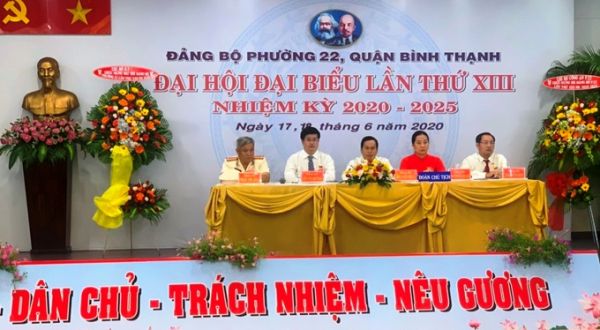  Đồng chí Vũ Ngọc Tuất, Bí thư Quận ủy phát biểu chỉ đạ